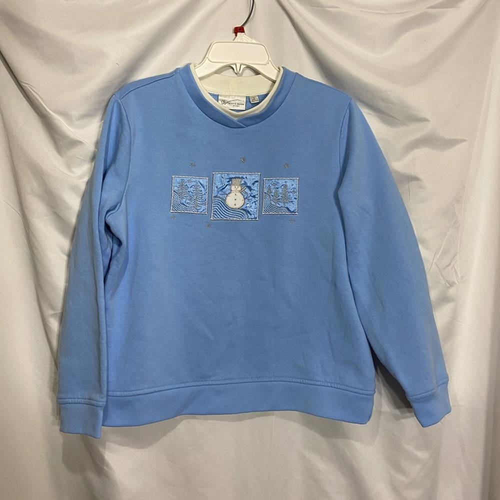 Vintage snowman granny style sweatshirt baby blue M